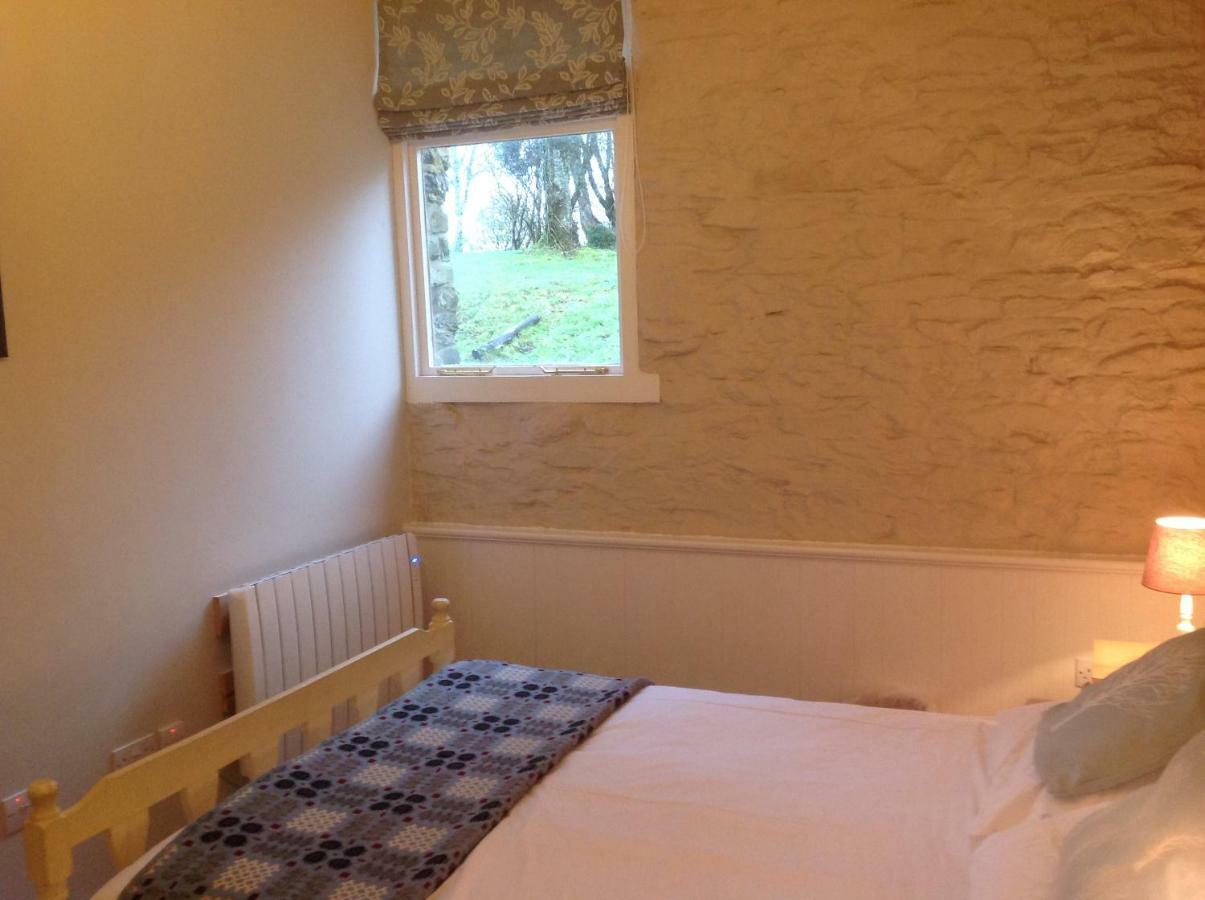 Cwmtwrch Cottage Carmarthen Esterno foto