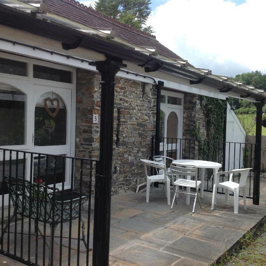 Cwmtwrch Cottage Carmarthen Esterno foto